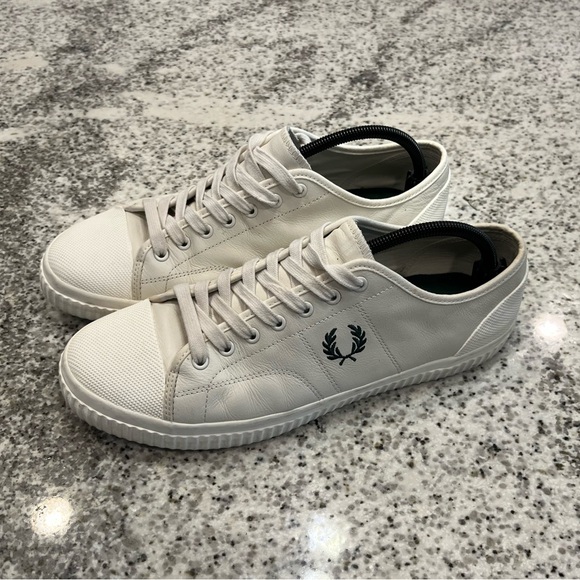 Fred Perry White Low Leather Cavas Sneakers Men’s Size 13 US - Picture 1 of 9